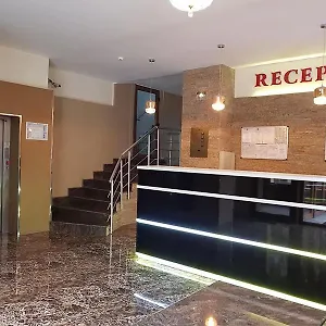 Hotel Uranus, Bukurešť