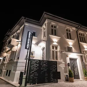 Bed & Breakfast George&dragon, Bukurešť